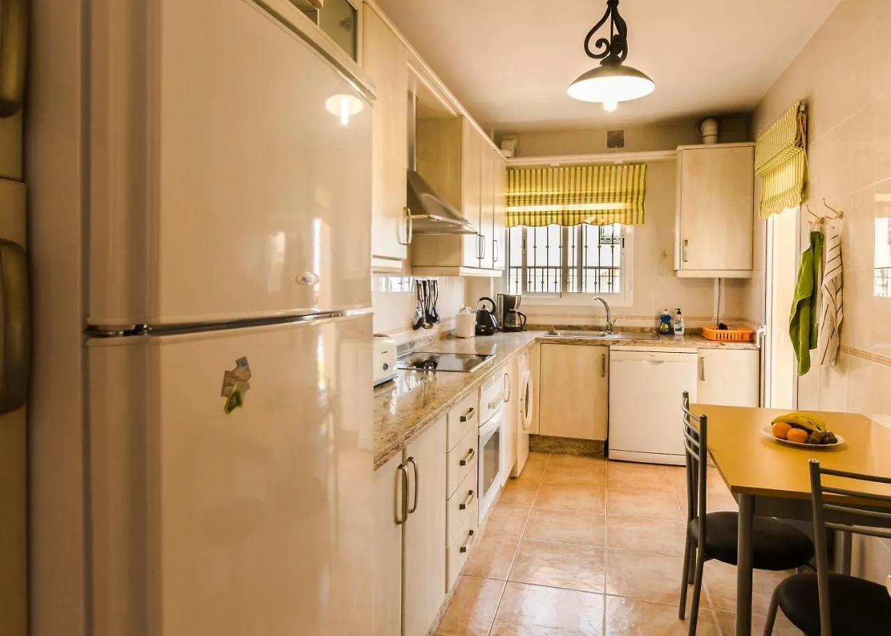 Luxurious Carabeo 2000 1.3 Apartment Nerja 0*,